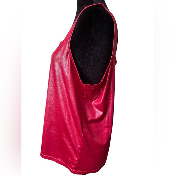 New Directions Red Glitz Glam Grunge Punk Metallic Glitter Cropped Tank Top - Picture 3 of 5